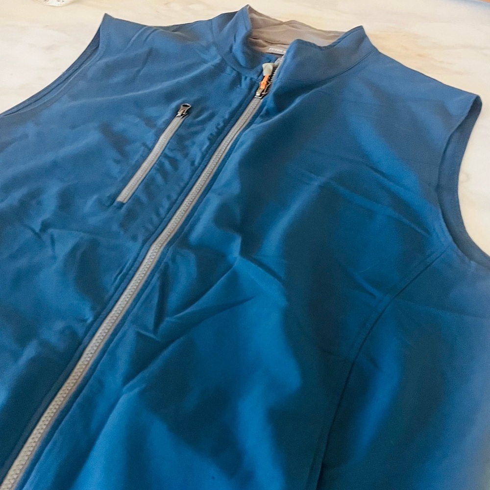 Men’s Peter Millar Blue Zip-Up Vest